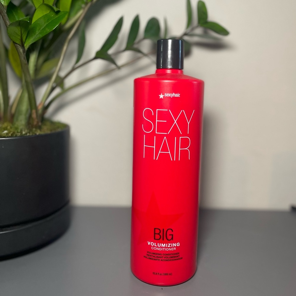 BIG SEXYHAIR
VOLUMIZING CONDITIONER (Liter)